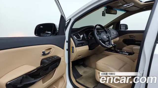 Kia The New Carnival id 2446744 из Кореи 20