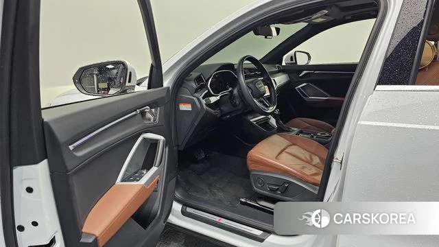 Audi Q3 (F3) id 4720390 из Кореи 30