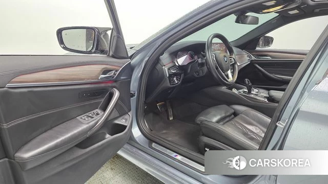 BMW 5 Series (G30) id 4751345 из Кореи 20