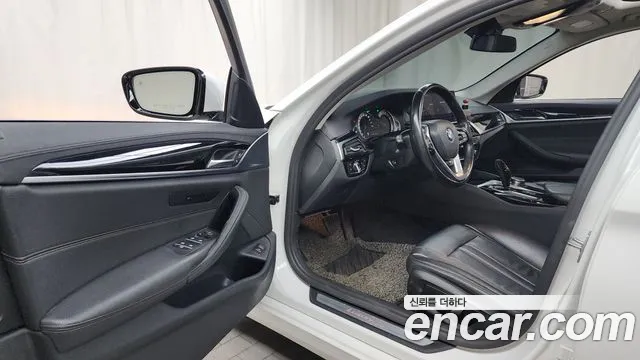 BMW 5 Series (G30) id 2700118 из Кореи 20