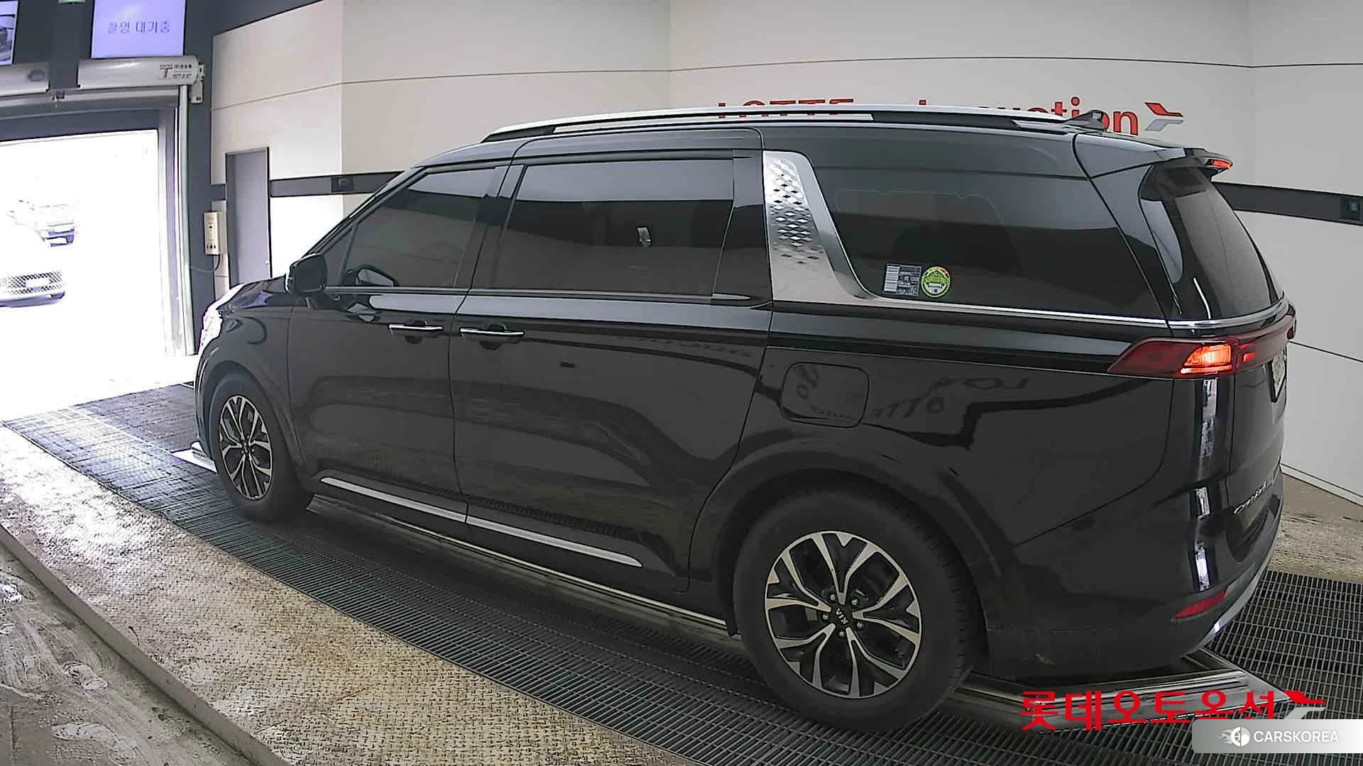 Kia Carnival id 3888380 из Кореи 37