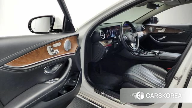 Mercedes-Benz E-Class W213 id 3955815 из Кореи 20