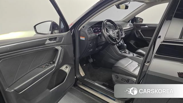 Volkswagen Tiguan Allspace id 4550878 из Кореи 34
