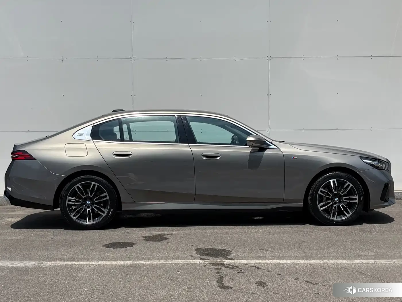 BMW 5 series id 4622443 из Китая 25