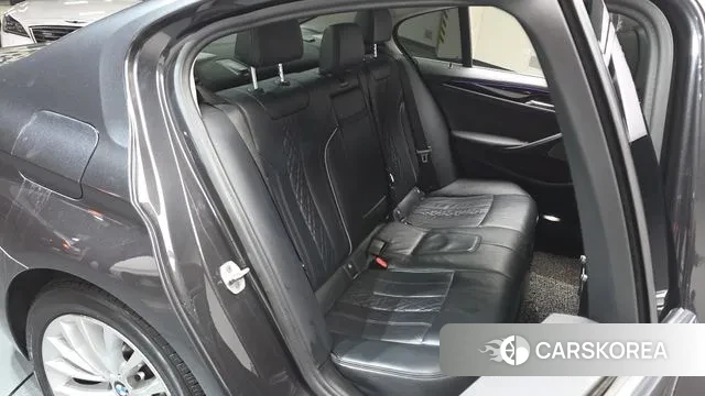 BMW 5 Series (G30) id 3765470 из Кореи 20