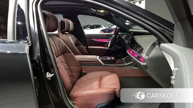 BMW 7 Series (G70) id 3731991 из Кореи 20