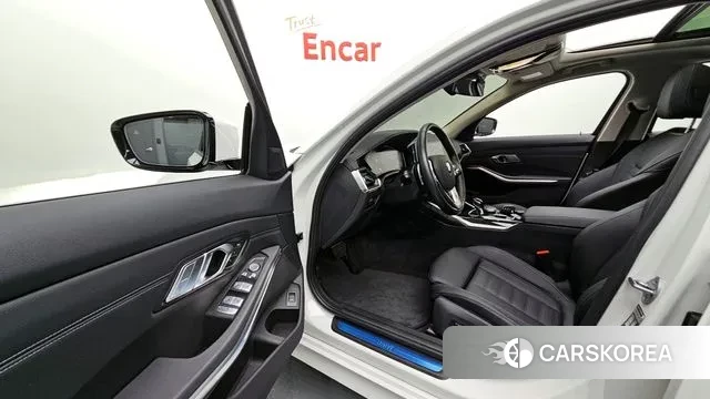 BMW 3 Series (G20) id 3328775 из Кореи 20