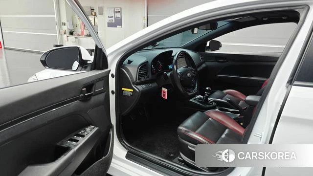Hyundai Avante AD id 4403630 из Кореи 20