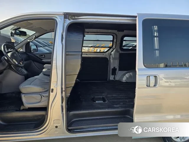 Hyundai The New Grand Starex id 3631243 из Кореи 17