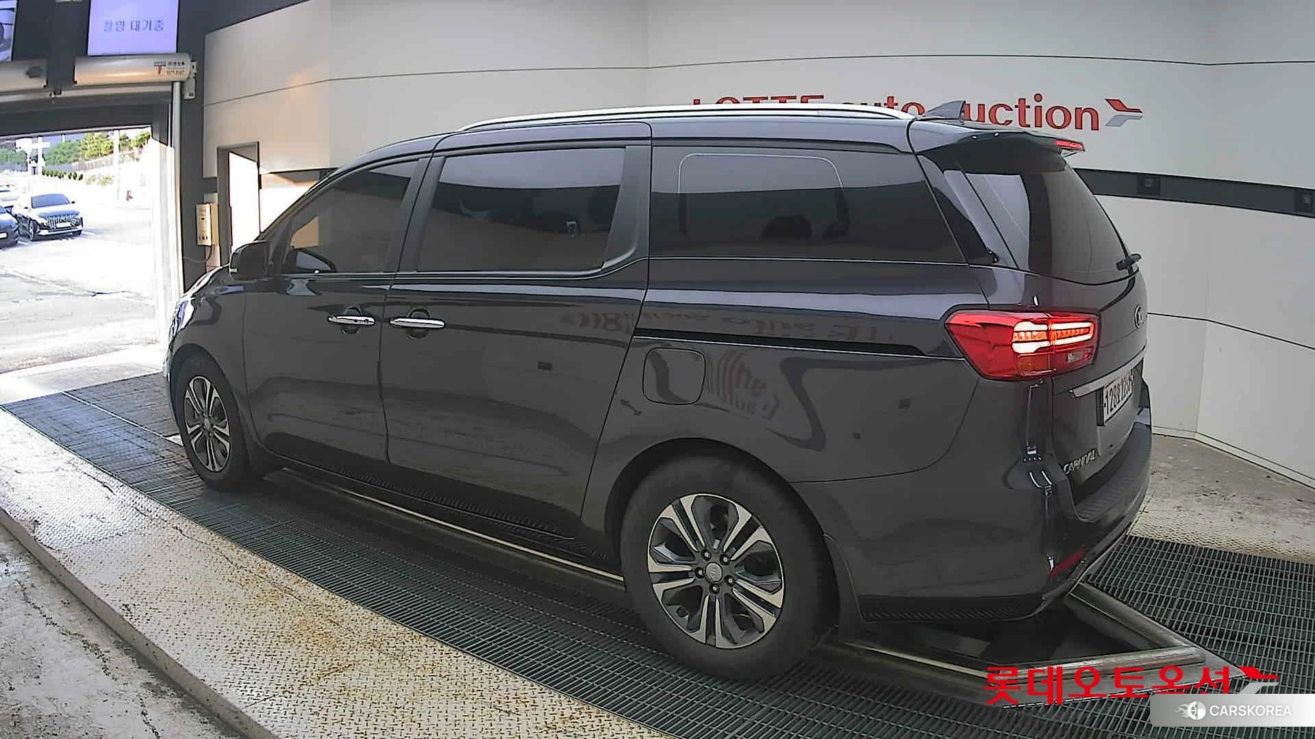 Kia Carnival id 4909248 из Кореи 37