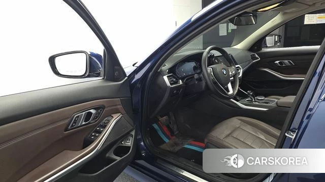 BMW 3 Series (G20) id 4530091 из Кореи 35