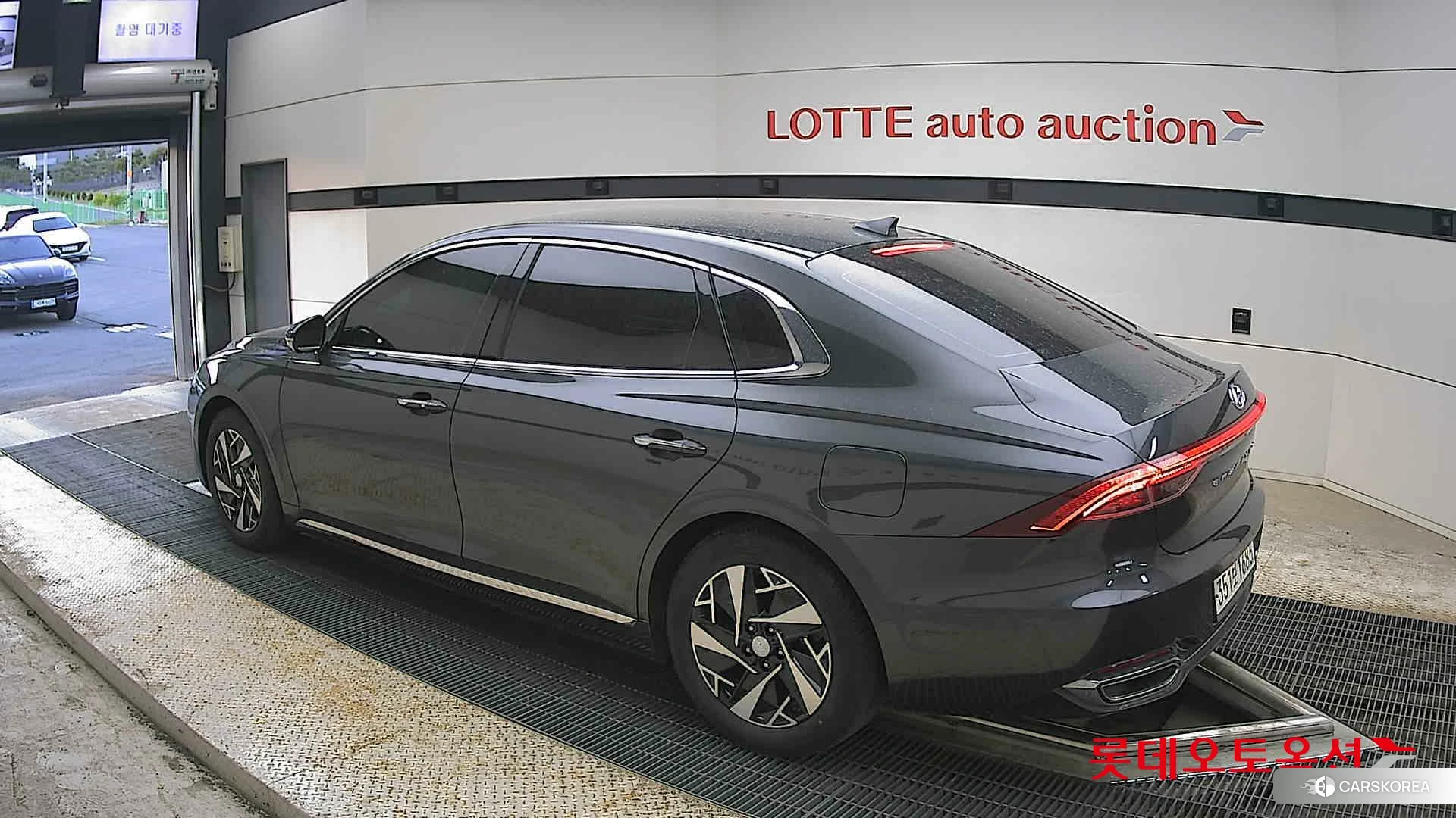 Hyundai Grandeur Hybrid id 4296737 из Кореи 37