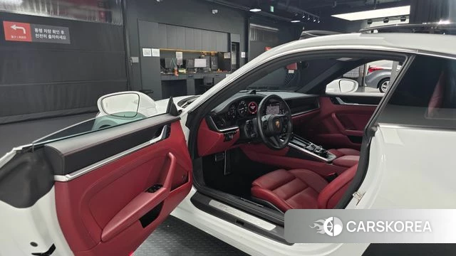Porsche 911(992) id 4671379 из Кореи 37
