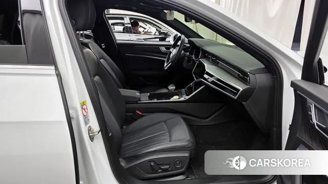 Audi A6 (C8) id 3712921 из Кореи 20