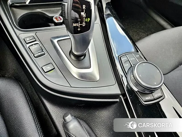 BMW 3 Series (F30) id 3161992 из Кореи 17