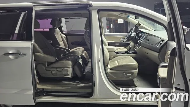 Kia The New Carnival id 2932580 из Кореи 20