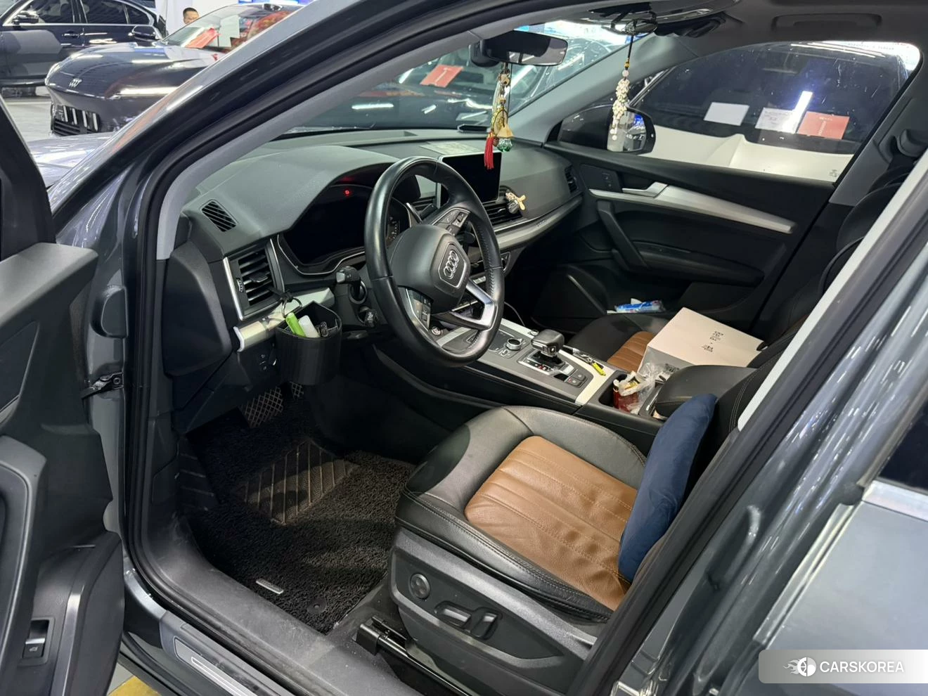 Audi Q5L id 4492707 из Китая 11