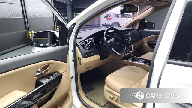 Kia All New Carnival id 3061026 из Кореи 20