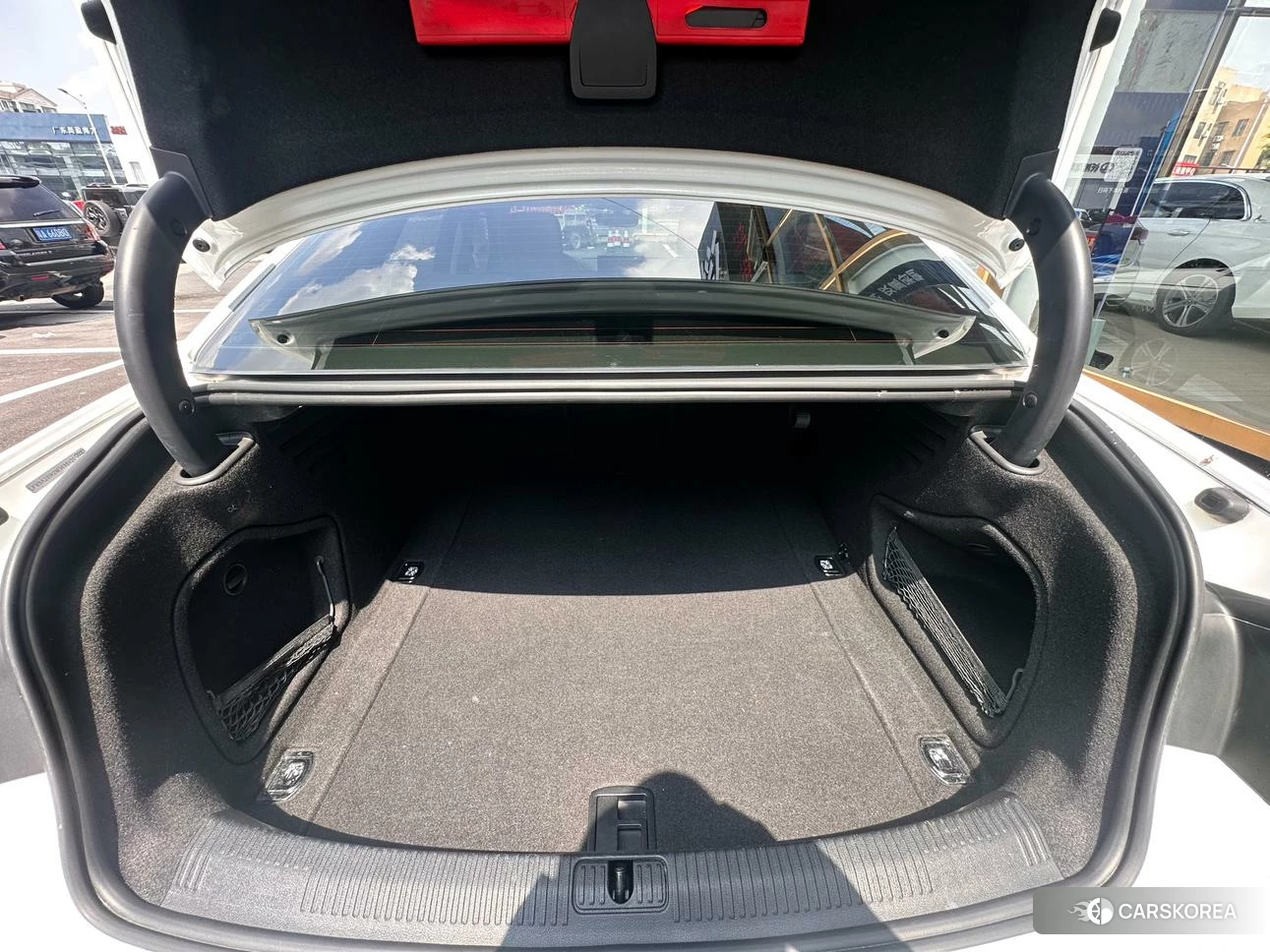 Audi A4L id 4432194 из Китая 19