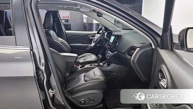 Jeep Cherokee (KL) id 3027729 из Кореи 20