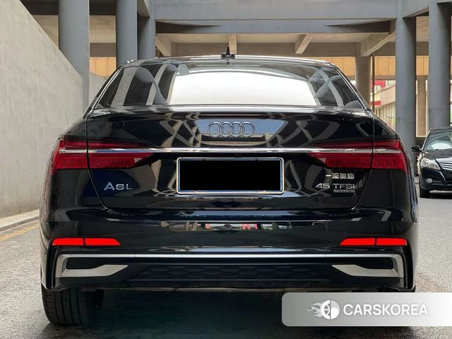 Audi A6L id 4353158 из Китая 16