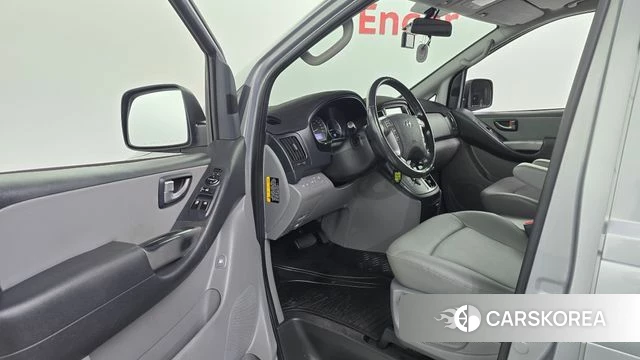 Hyundai The New Grand Starex id 4689546 из Кореи 32