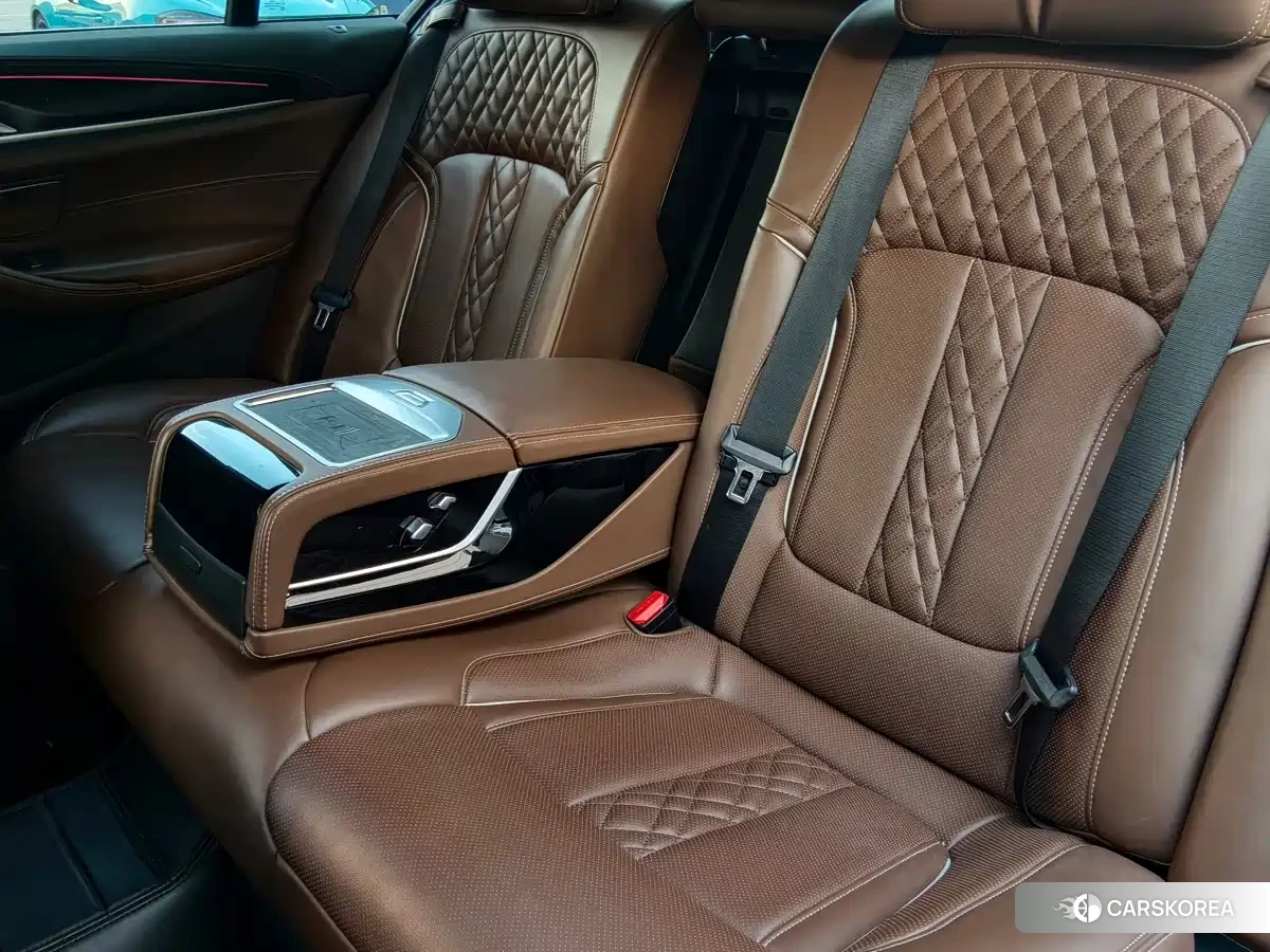 BMW 5 series id 4669336 из Китая 15