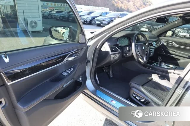 BMW 7 Series (G11) id 3692850 из Кореи 20