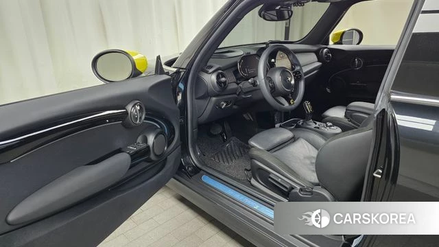 Mini Cooper Electric id 4293070 из Кореи 31
