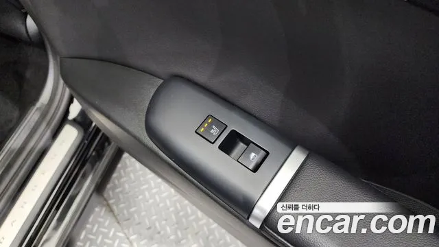 Hyundai Grandeur Hybrid (GN7) id 2658363 из Кореи 20