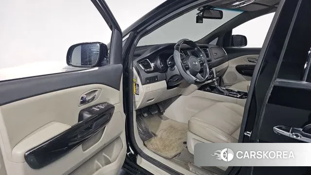 Kia The New Carnival id 3598943 из Кореи 20