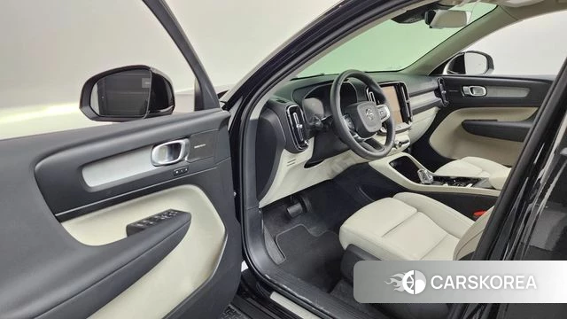 Volvo XC40 id 4629933 из Кореи 32
