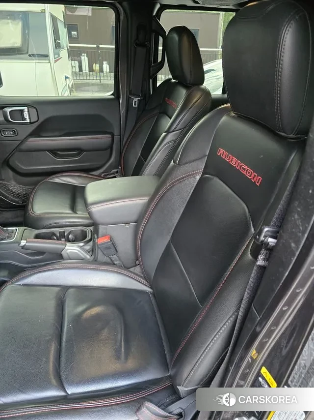 Jeep Gladiator (JT) id 3654918 из Кореи 16