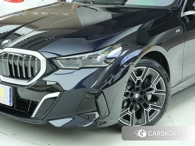 BMW 5 series id 4393497 из Китая 27