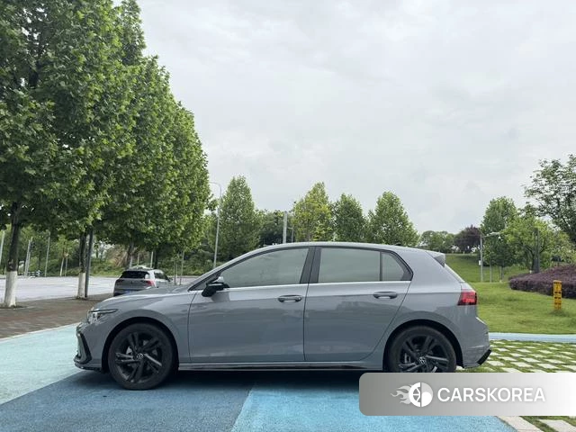 Volkswagen Golf id 4271106 из Китая 12
