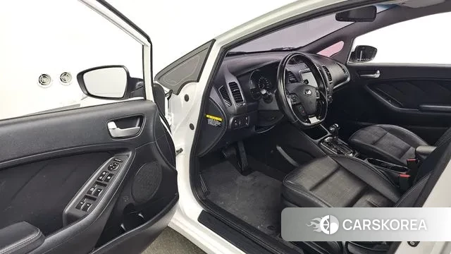 Kia The New K3 id 3531378 из Кореи 20