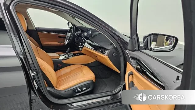 BMW 5 Series (G30) id 2886492 из Кореи 20