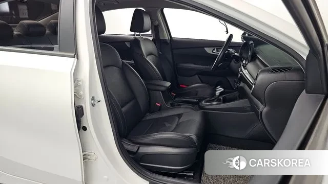 Kia Come New K3 id 3343875 из Кореи 20