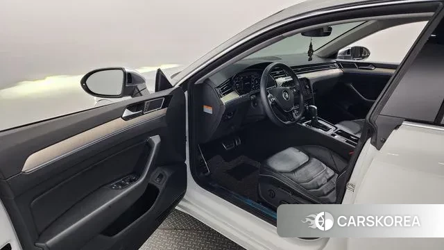 Volkswagen Arteon id 3018376 из Кореи 20