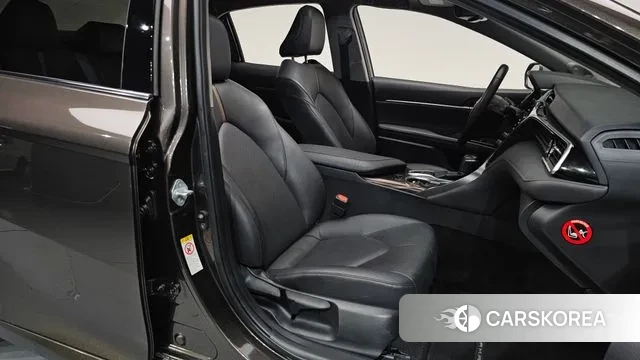 Toyota Camry (XV70) id 2991361 из Кореи 20