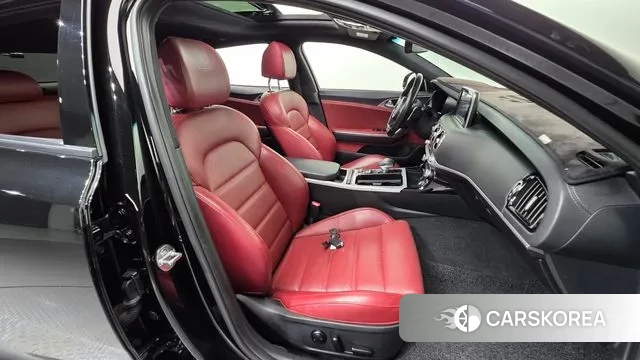 Kia Stinger id 3072116 из Кореи 20