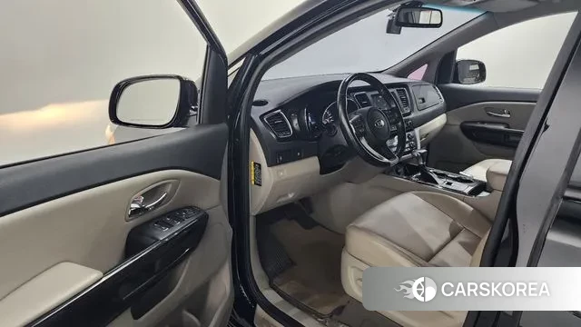 Kia The New Carnival id 3312808 из Кореи 20