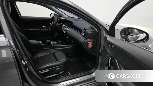 Mercedes-Benz A-Class W177 id 3428805 из Кореи 20