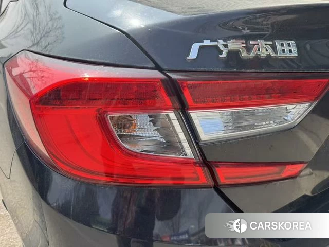 Honda Accord id 4257099 из Китая 12