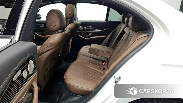 Mercedes-Benz E-Class W213 id 4423152 из Кореи 31