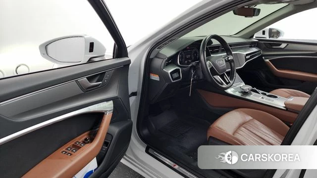 Audi A6 (C8) id 3911174 из Кореи 20