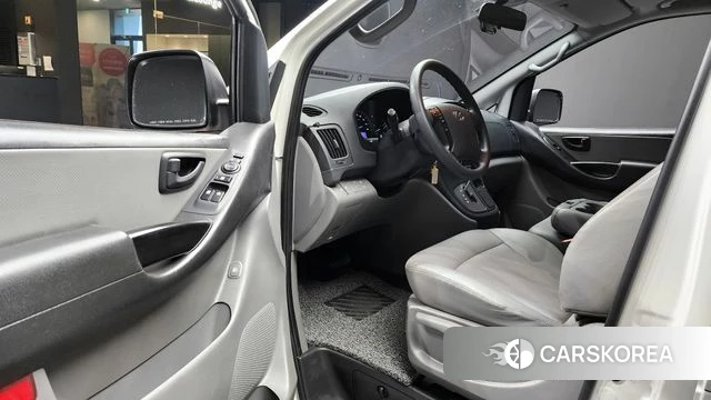 Hyundai The New Grand Starex id 4339337 из Кореи 31
