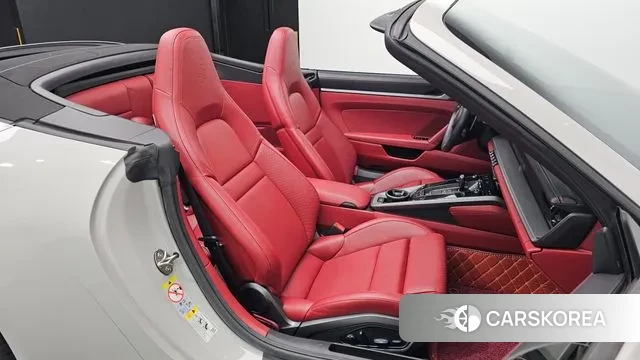 Porsche 911(992) id 3741221 из Кореи 20