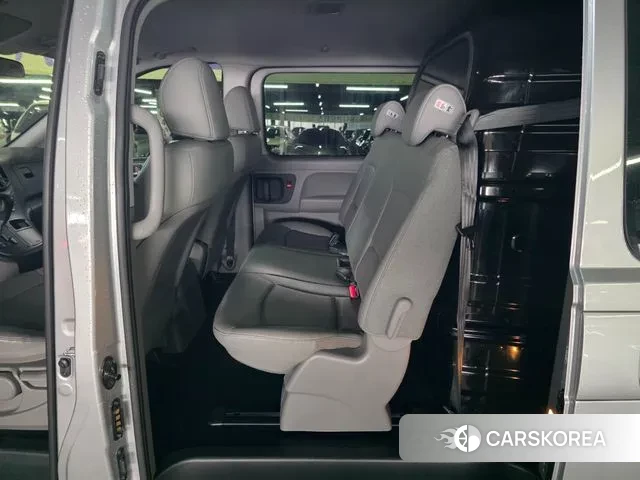 Hyundai The New Grand Starex id 3161035 из Кореи 19