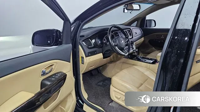 Kia The New Carnival id 3039364 из Кореи 20